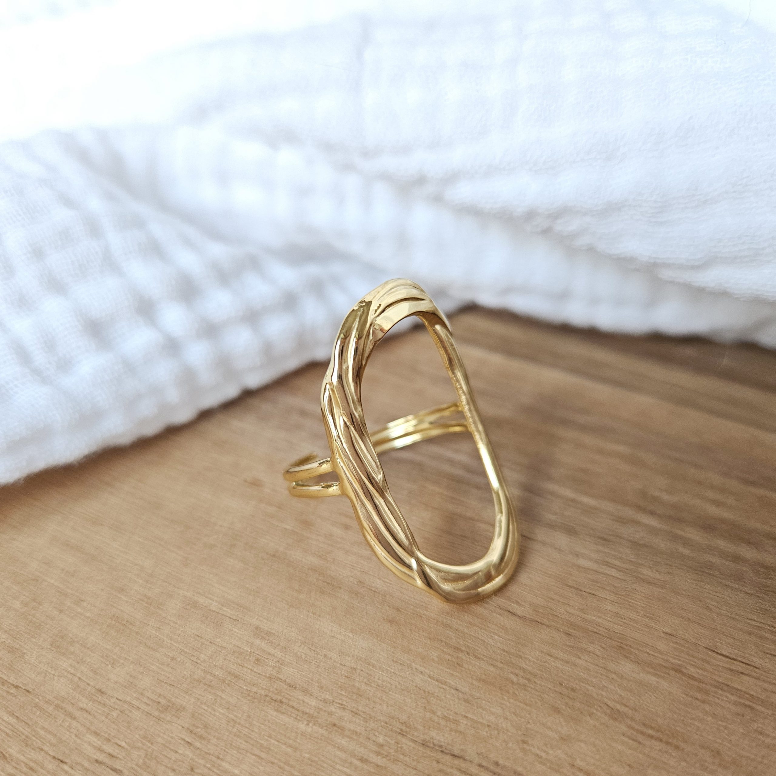 Bague Ovale Or fondu.